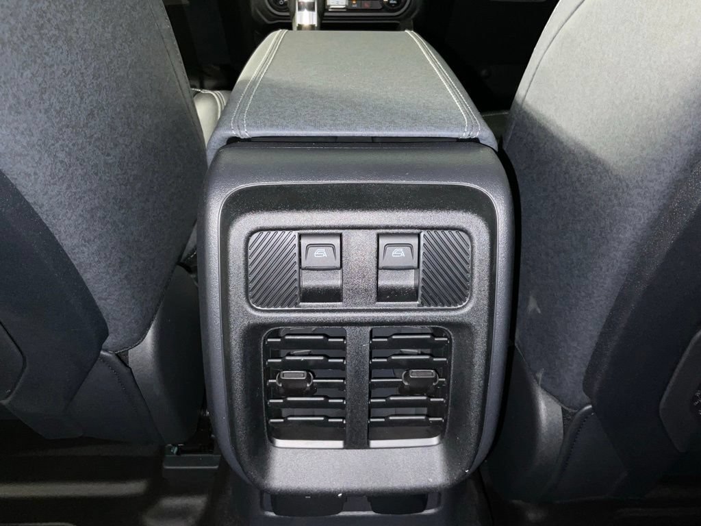 New 2026 Ford Bronco Badlands AWD/4WD image 17