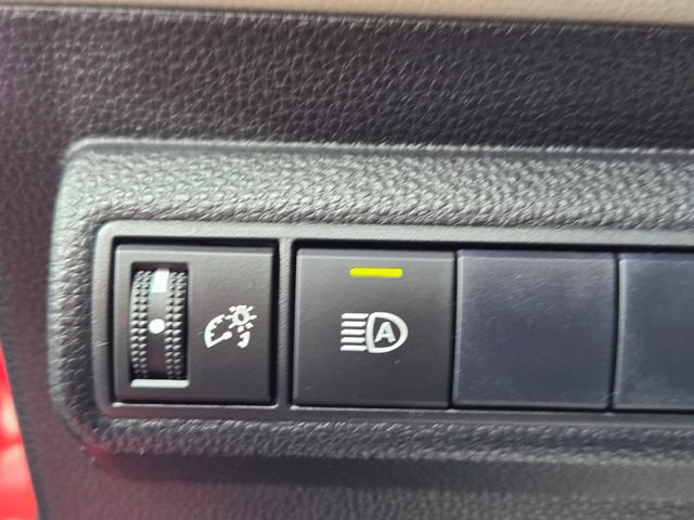 Used 2021 Toyota Corolla LE w/ Carpet Mat Package (TMS) FWD image 13