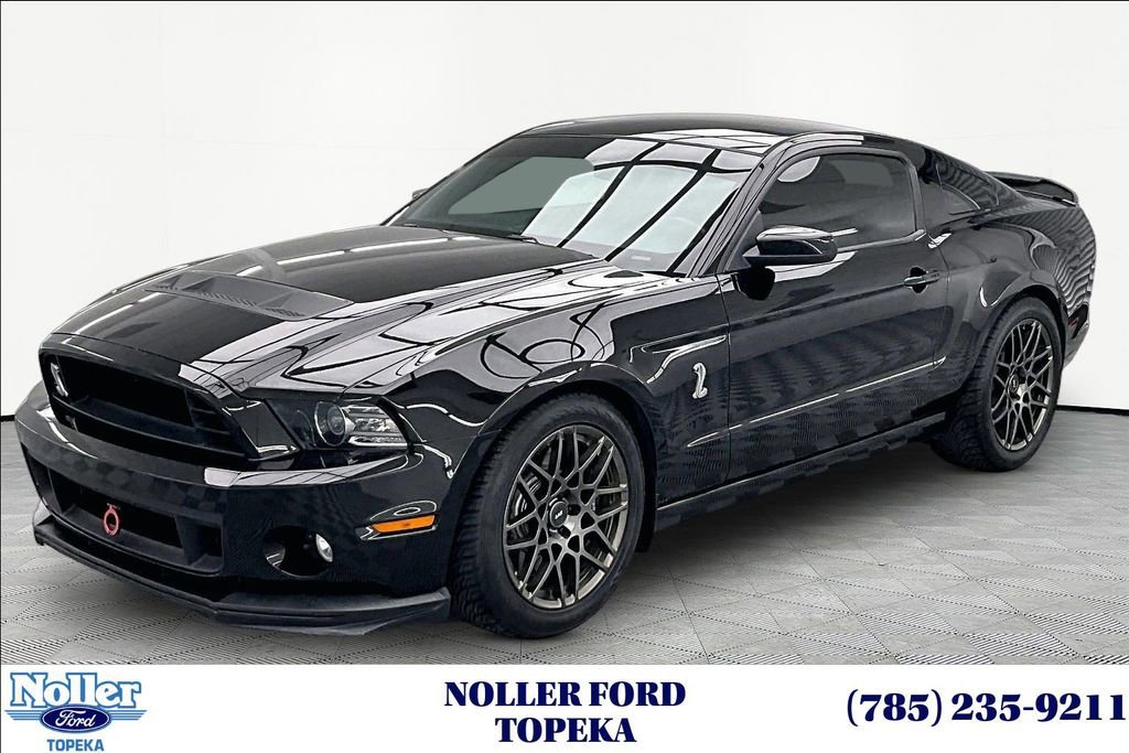 Used 2014 Ford Mustang Shelby GT500 w/ Equipment Group 821A RWD video 1