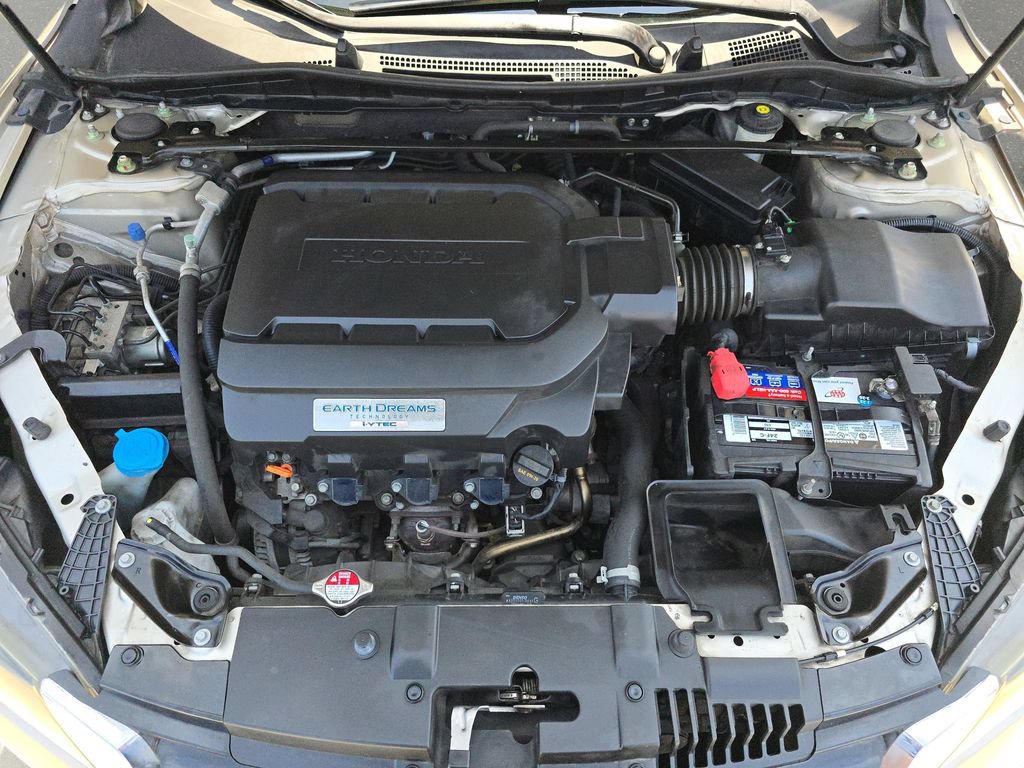 Used 2015 Honda Accord EX-L image 32