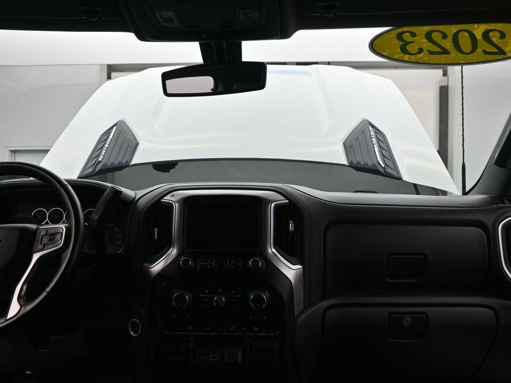 Used 2023 Chevrolet Silverado 2500 LTZ w/ Gooseneck/5TH Wheel Package image 13