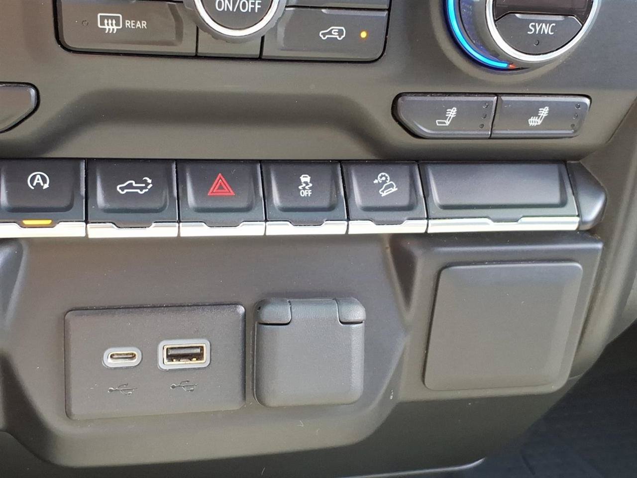 Used 2019 Chevrolet Silverado 1500 RST AWD/4WD image 14