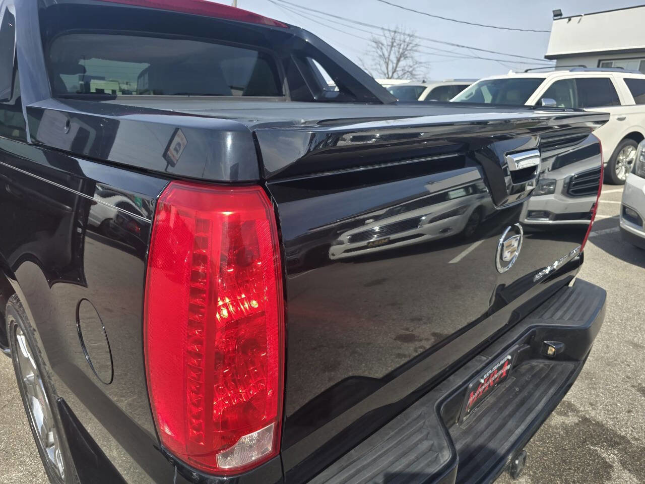 Used 2008 Cadillac Escalade EXT image 15