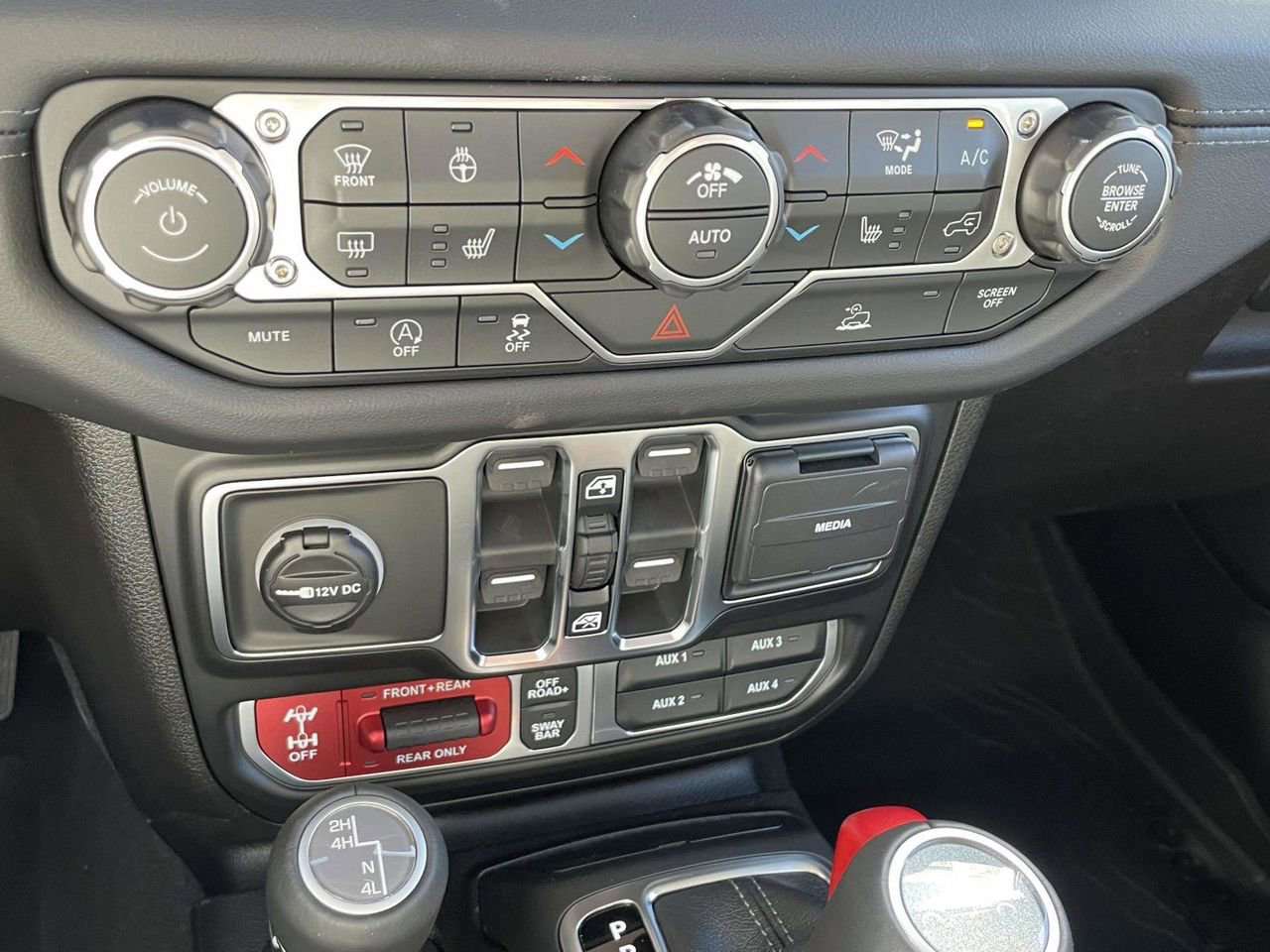 New 2026 Jeep Gladiator Rubicon image 19