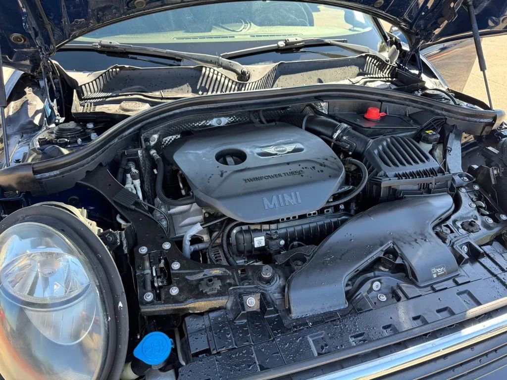 Used 2016 MINI Cooper Clubman image 15