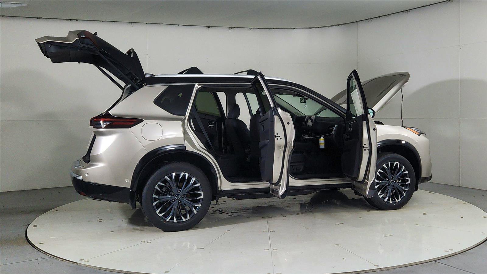 New 2026 Nissan Rogue Platinum w/ Platinum Premium Package image 12