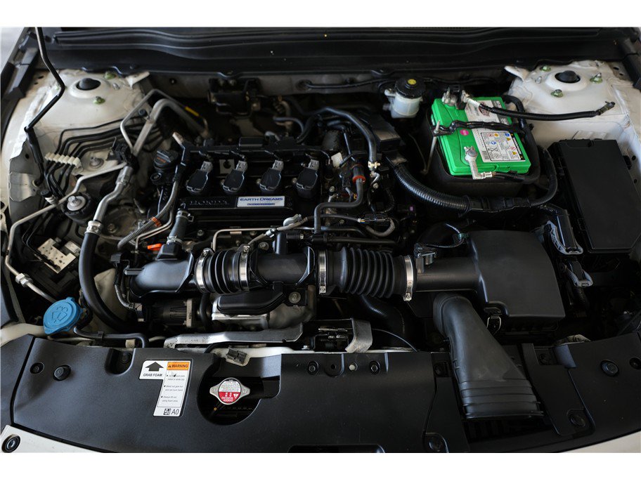 Used 2018 Honda Accord Sport image 10