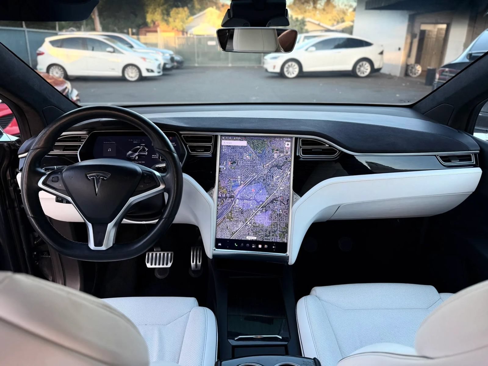 Used 2016 Tesla Model X 90D AWD/4WD image 15