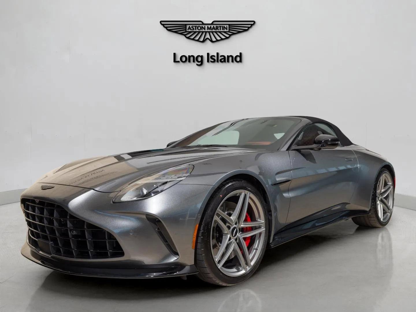 New 2026 Aston Martin V8 Vantage Roadster image 9