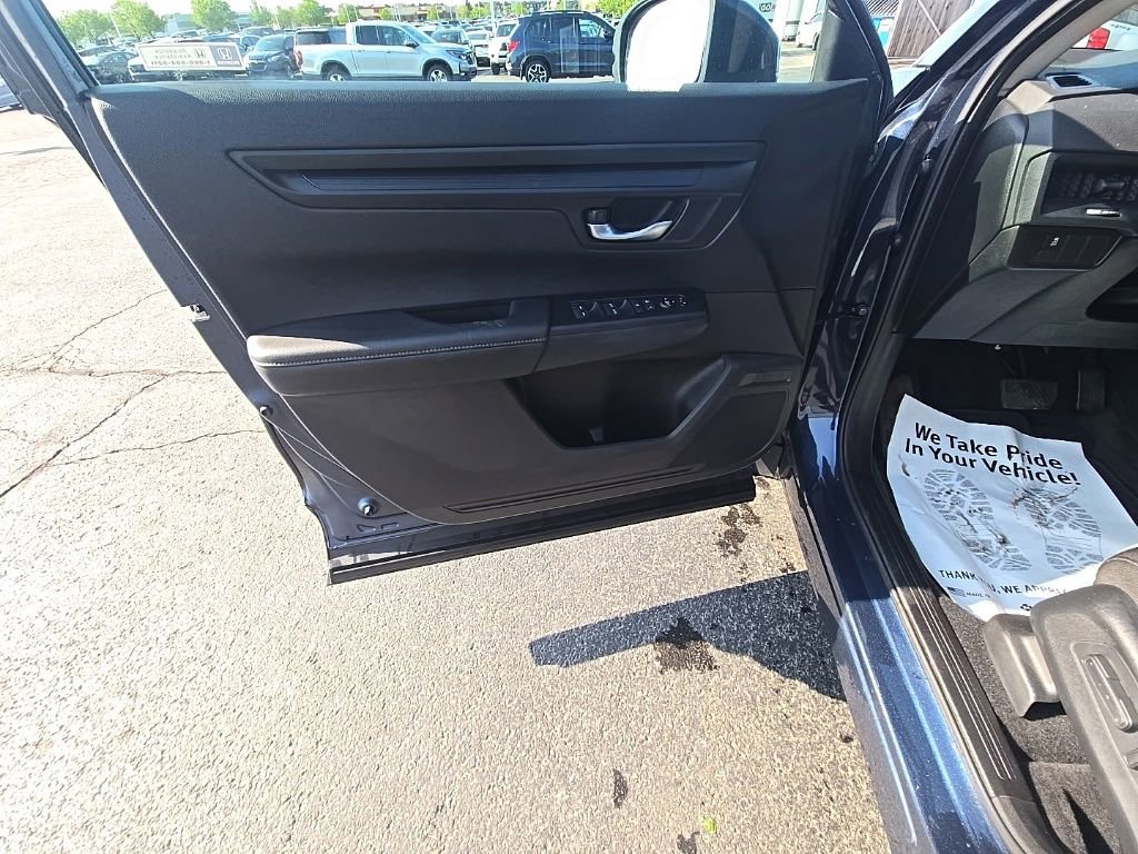 Used 2024 Honda CR-V EX image 11