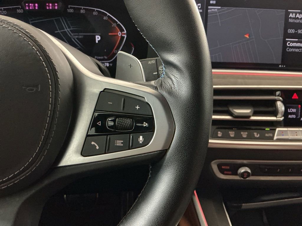 Used 2021 BMW X5 xDrive40i w/ M Sport Package AWD/4WD image 14