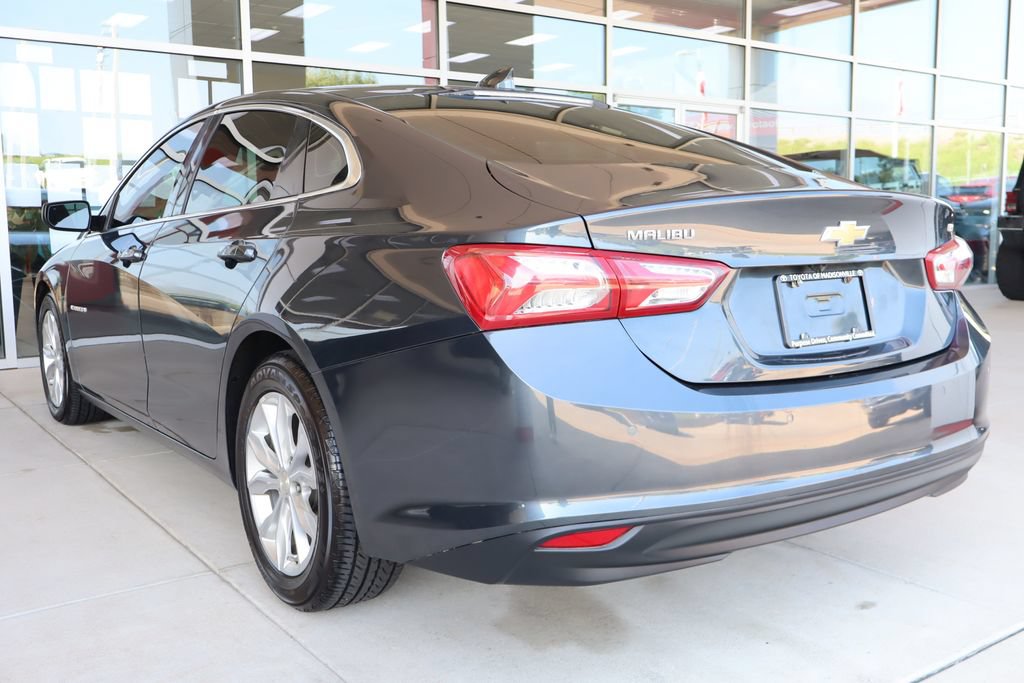 Used 2019 Chevrolet Malibu LT w/ Leather Package FWD image 6