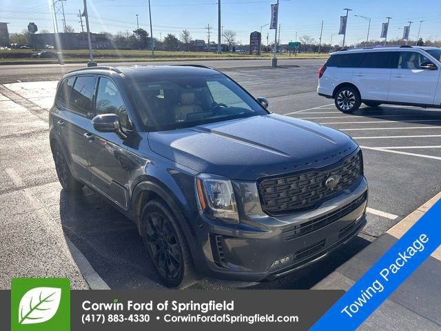 Used 2021 Kia Telluride SX w/ SX Prestige Package image 3