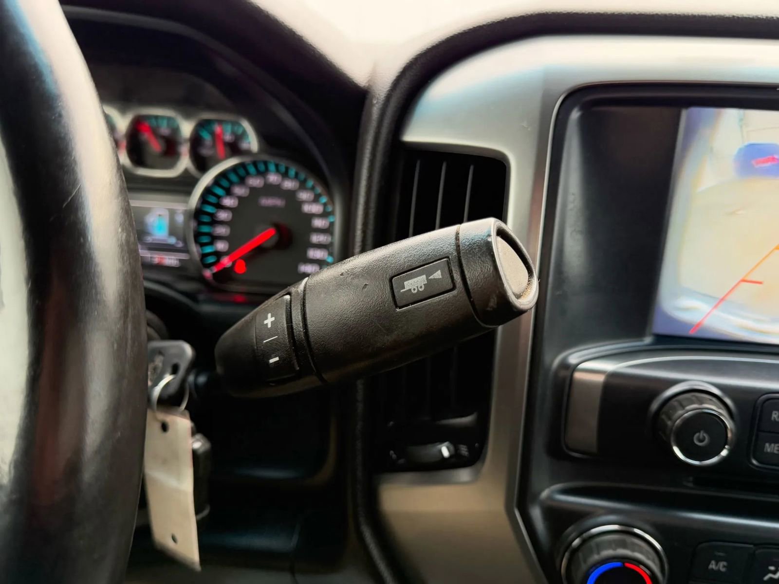 Used 2017 Chevrolet Silverado 1500 LT w/ All Star Edition AWD/4WD image 21