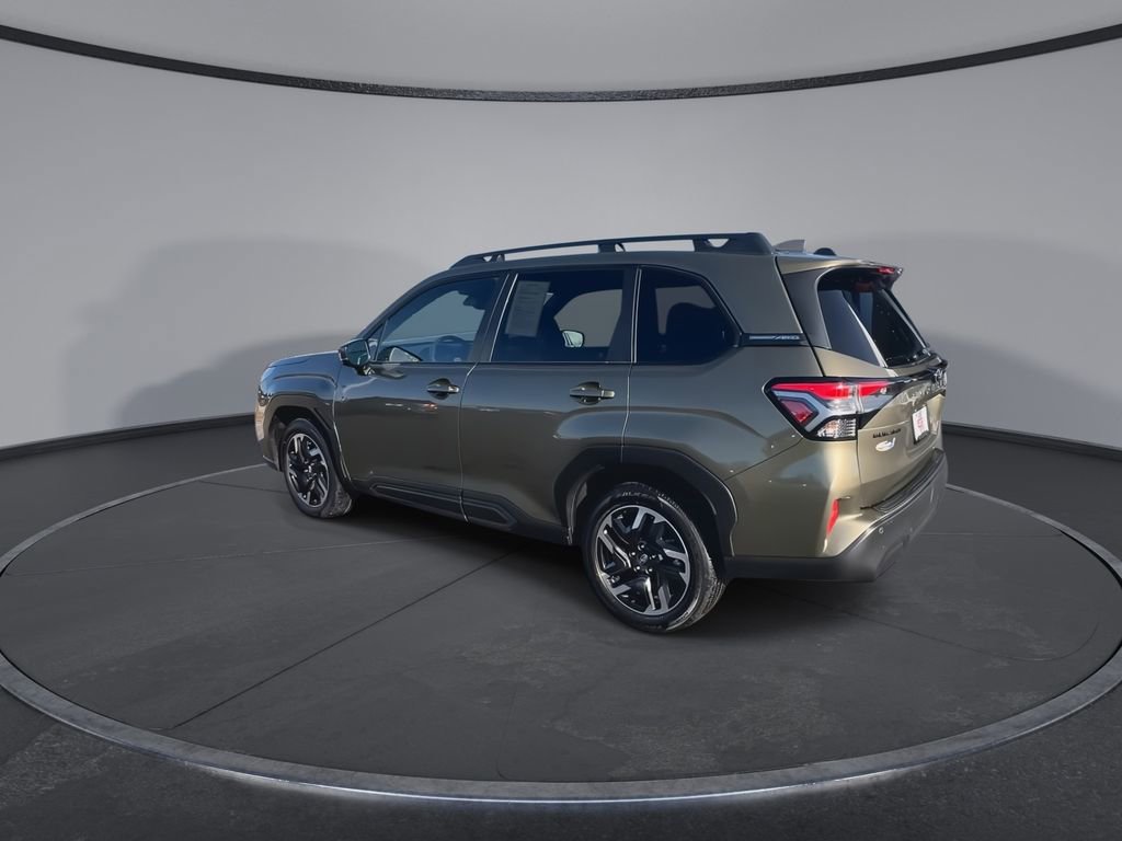 Used 2025 Subaru Forester Limited image 6