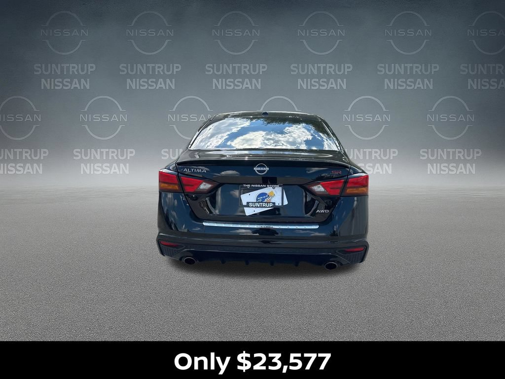 Certified 2023 Nissan Altima 2.5 SR w/ SR Premium Package AWD/4WD image 4
