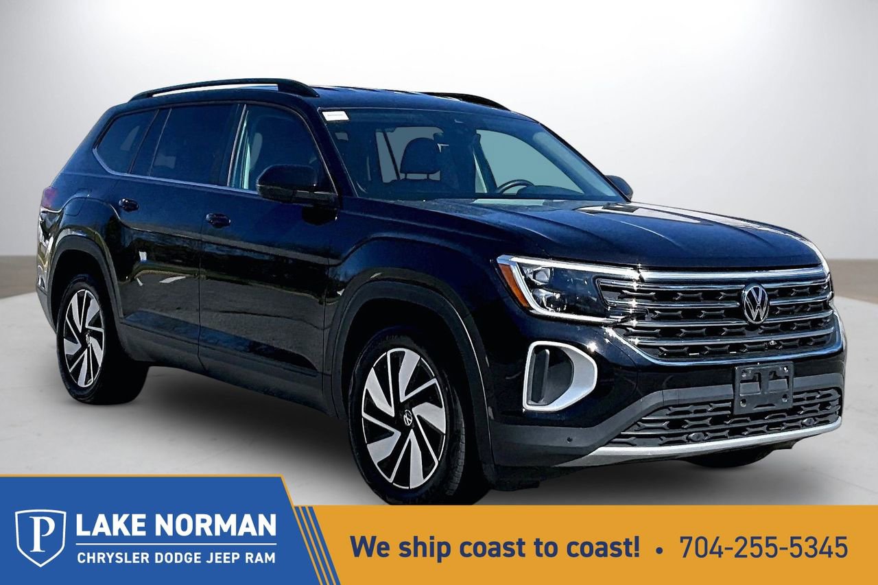 Used 2025 Volkswagen Atlas SE image 1