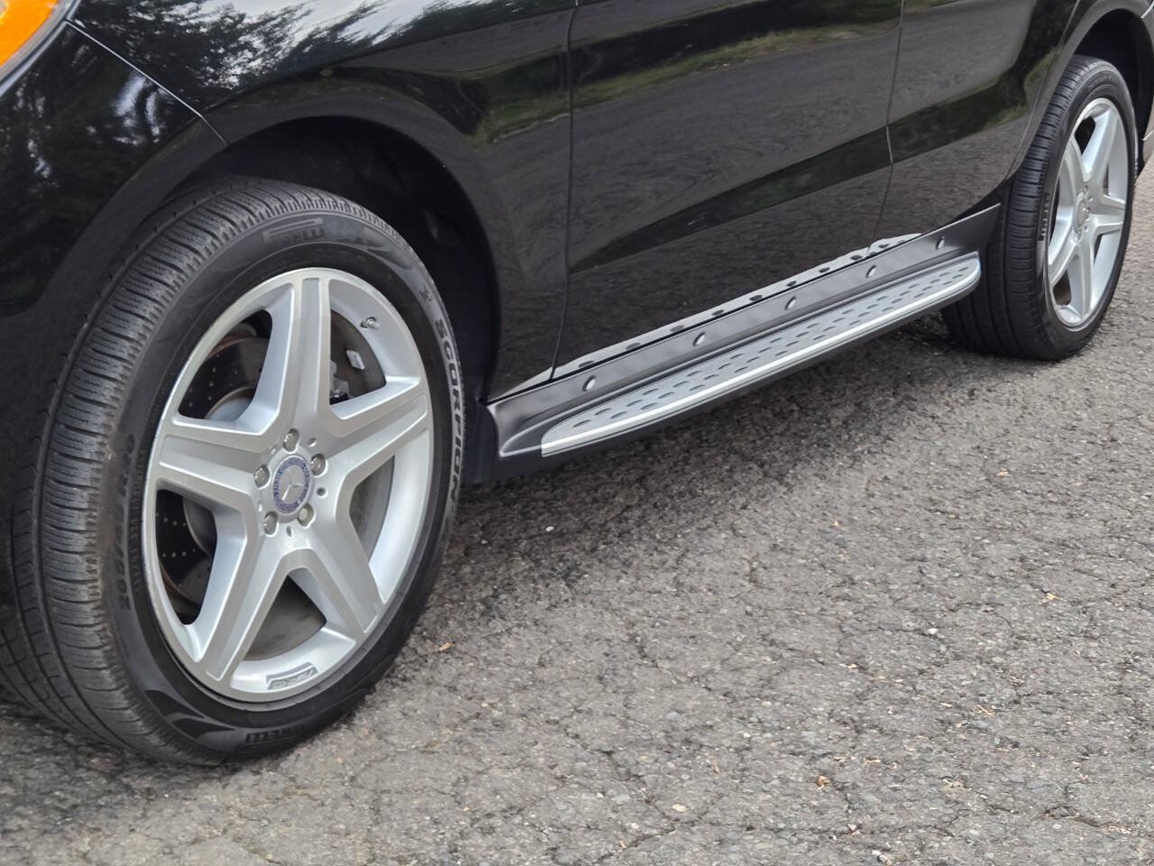 Used 2015 Mercedes-Benz ML 400 4MATIC image 26