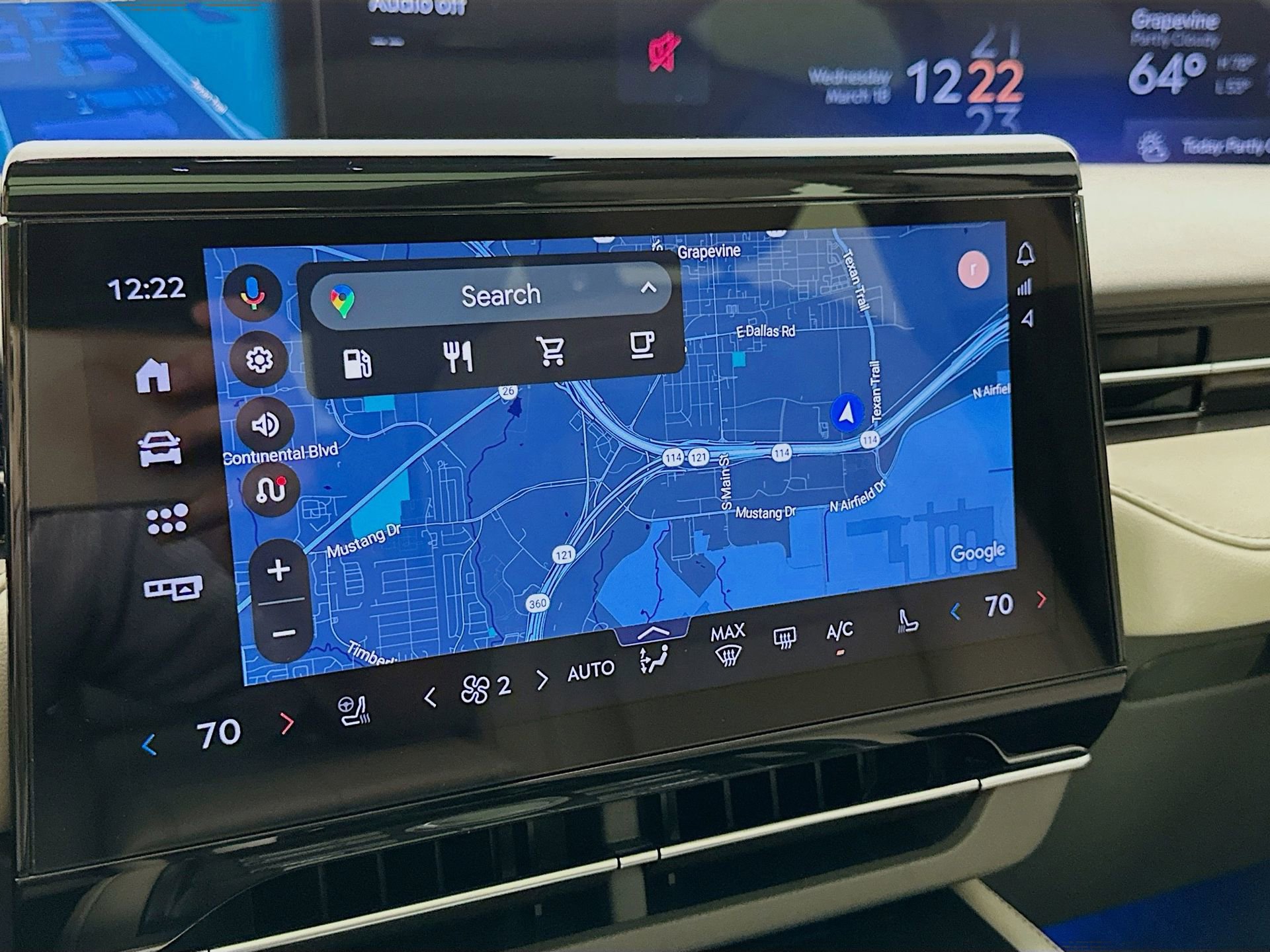 Used 2024 Lincoln Nautilus Premier w/ Equipment Group 102A image 14