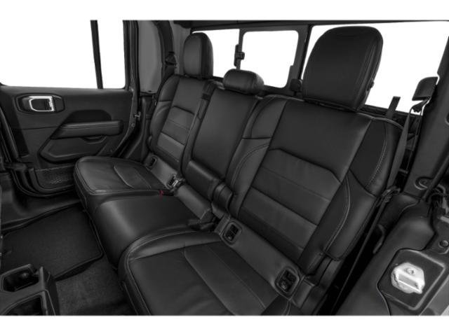 Used 2023 Jeep Gladiator Overland w/ Cold Weather Group AWD/4WD image 16
