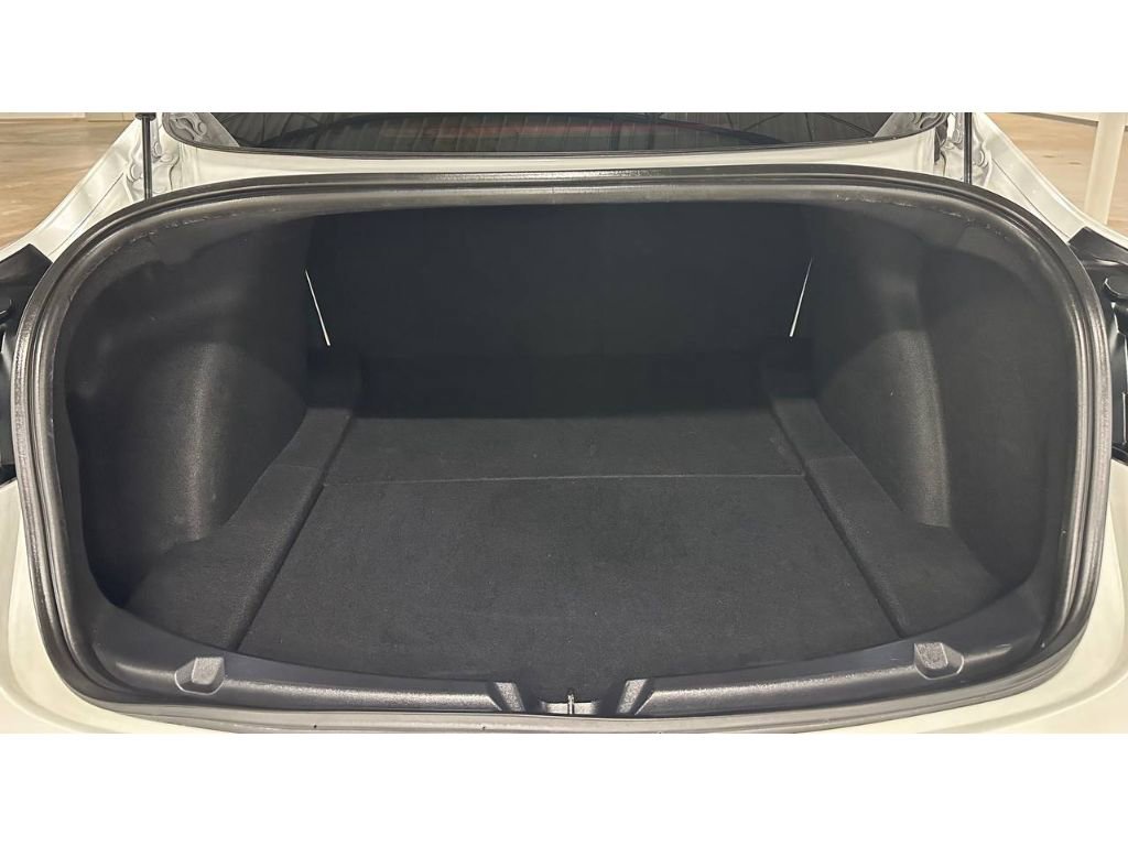 Used 2020 Tesla Model 3 Standard Range Plus image 14