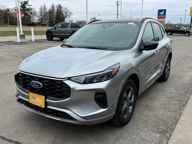 Certified 2023 Ford Escape ST-Line w/ Tech Pack #1 image 33