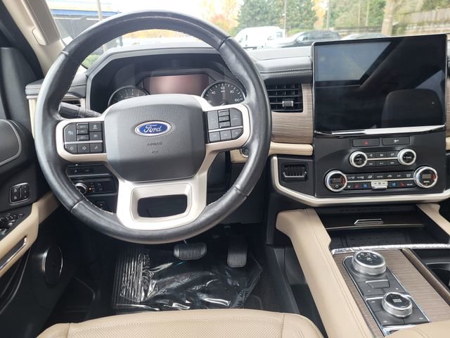 Used 2022 Ford Expedition Max Limited image 19