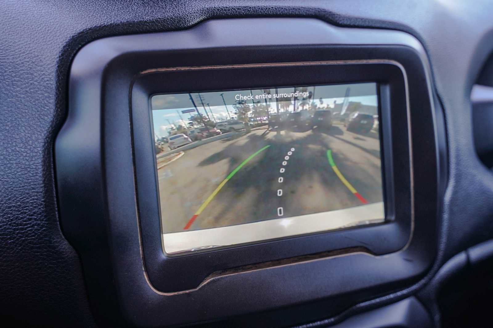 Used 2020 Jeep Renegade Altitude image 24