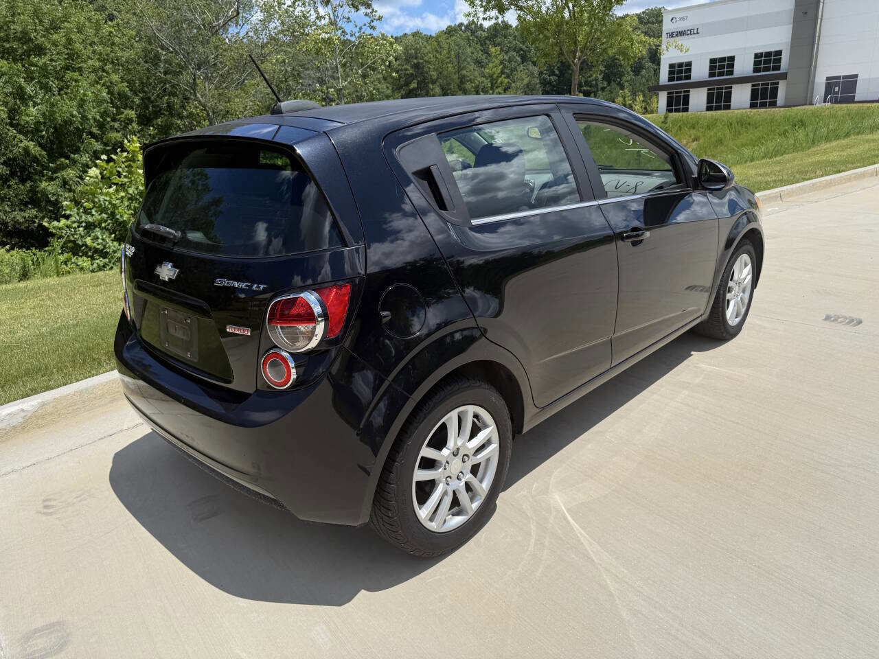 Used 2016 Chevrolet Sonic LT w/ Wheels and Fog Lamp Package FWD image 7