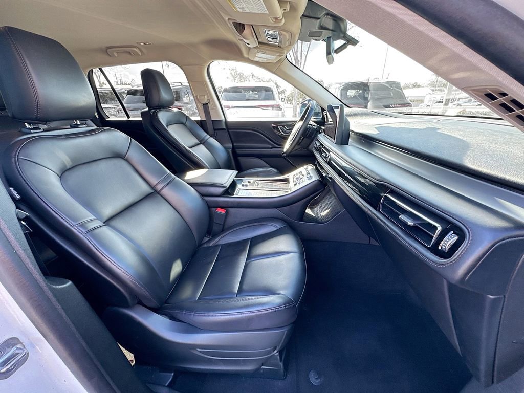 Used 2023 Lincoln Aviator 2WD image 30