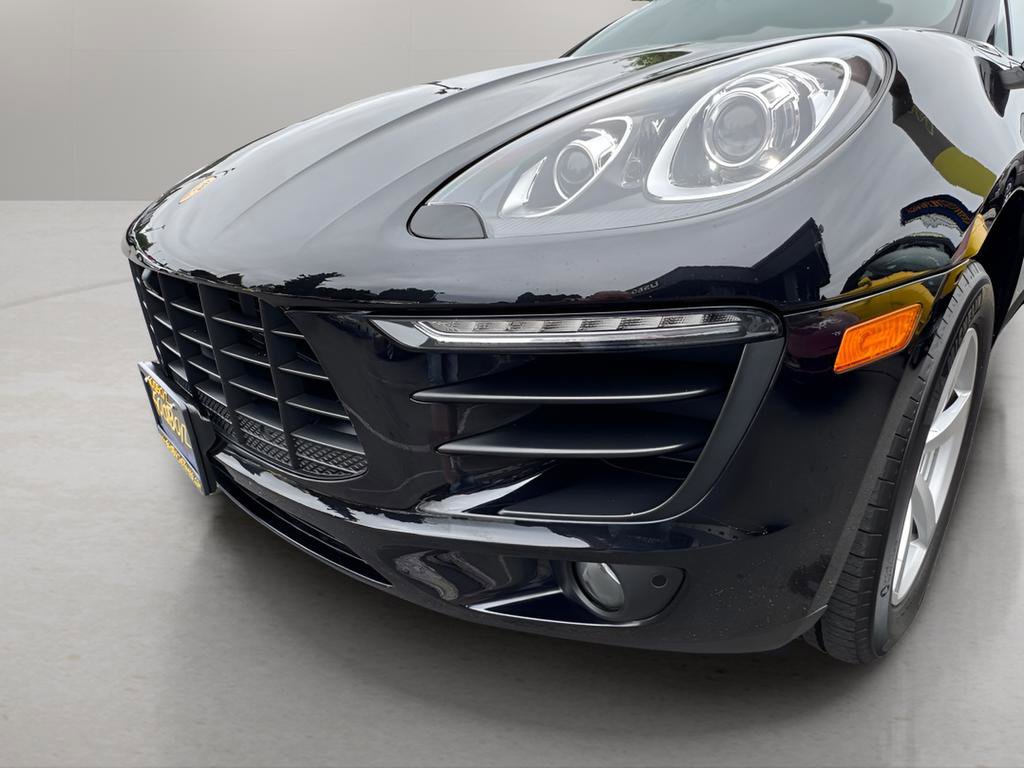 Used 2018 Porsche Macan Sport Edition image 13