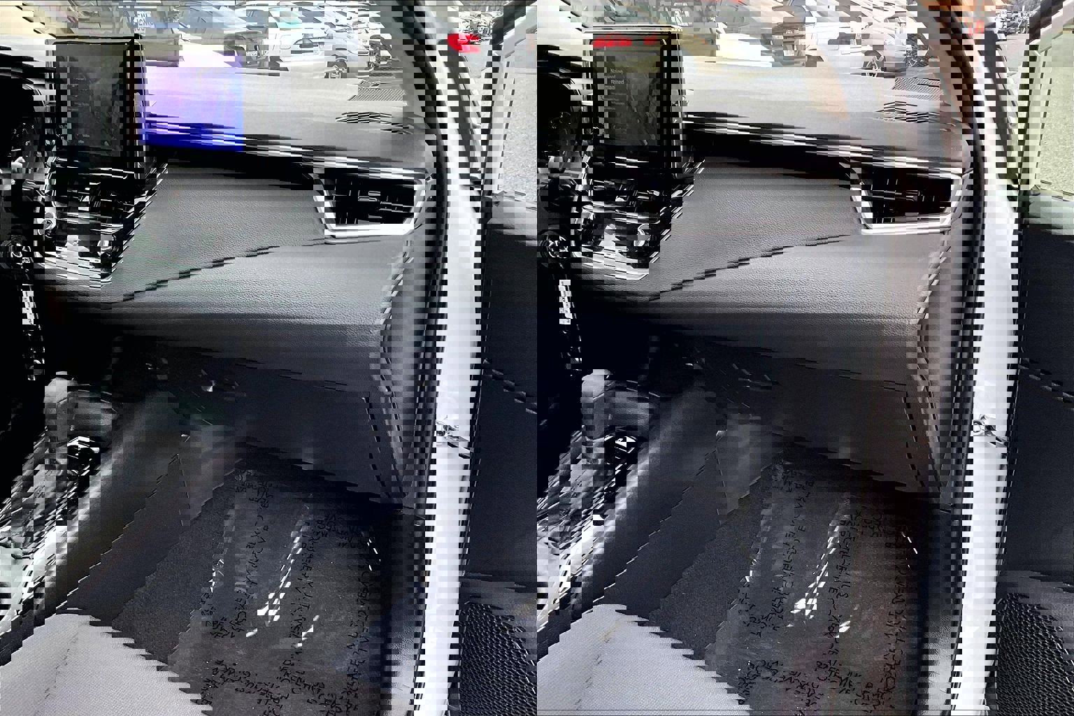 Used 2025 Toyota Corolla LE image 15