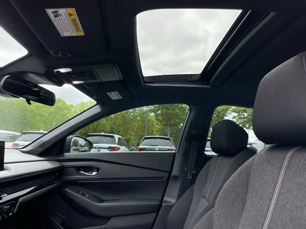 Certified 2025 Honda Accord Sport image 29