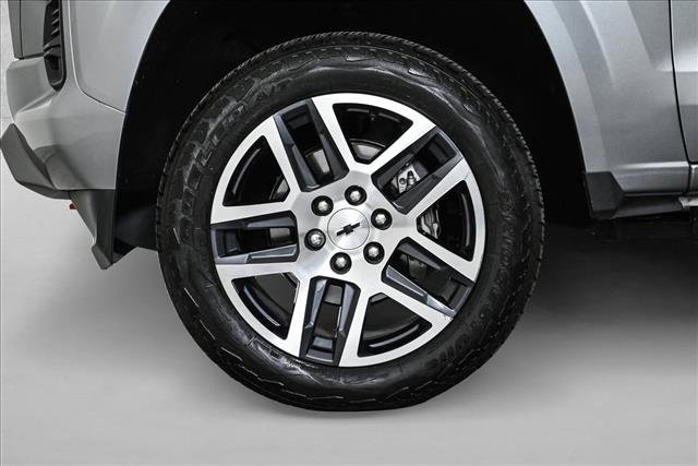 Used 2023 Chevrolet Colorado Z71 w/ Z71 Convenience Package 2 image 24