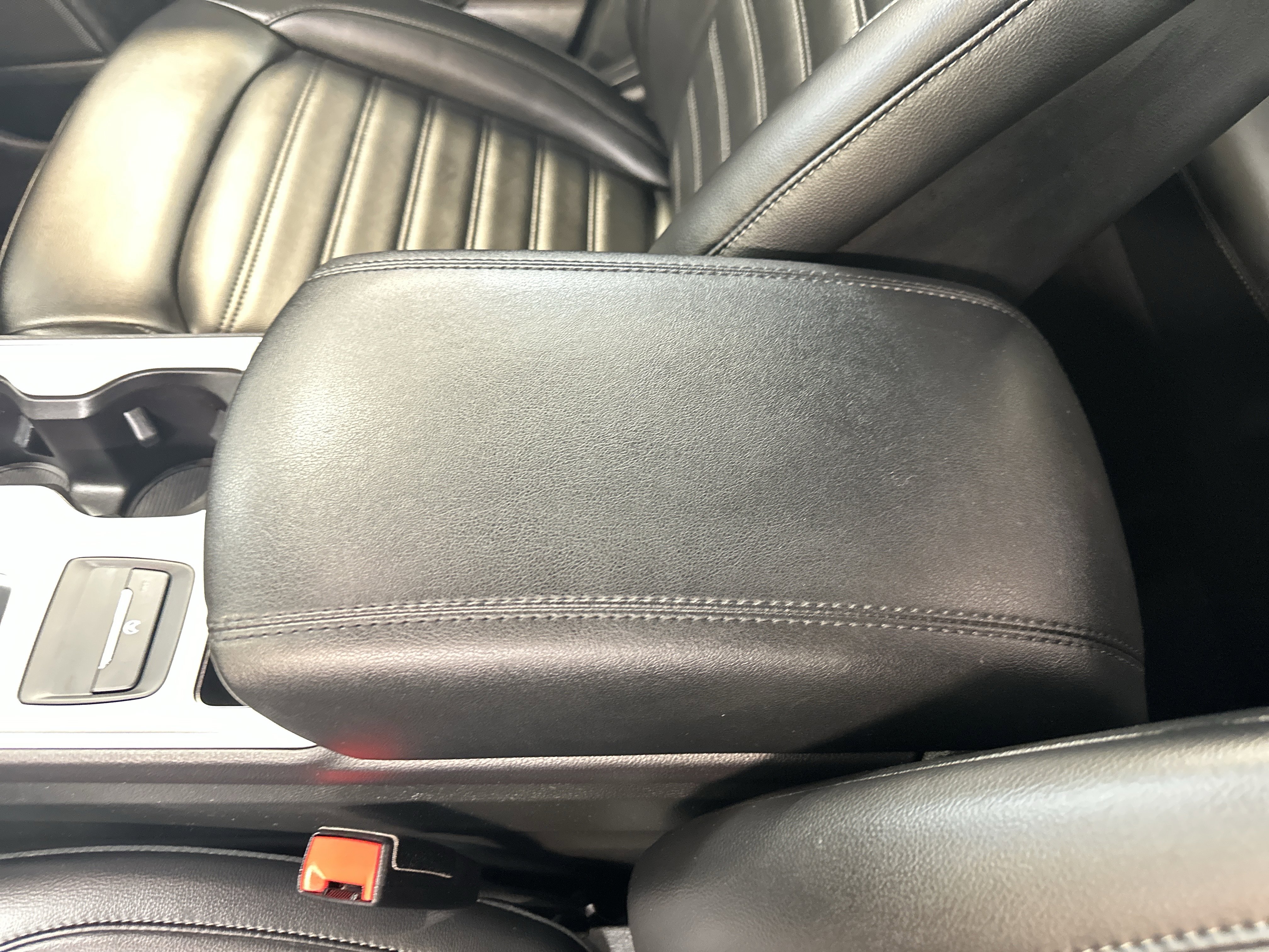 Used 2023 Ford Edge SEL w/ Convenience Package image 30