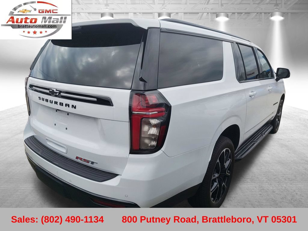 Certified 2024 Chevrolet Suburban RST w/ Luxury Package AWD/4WD image 5