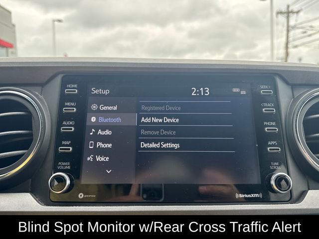 Used 2022 Toyota Tacoma TRD Off-Road w/ Technology Package AWD/4WD image 22