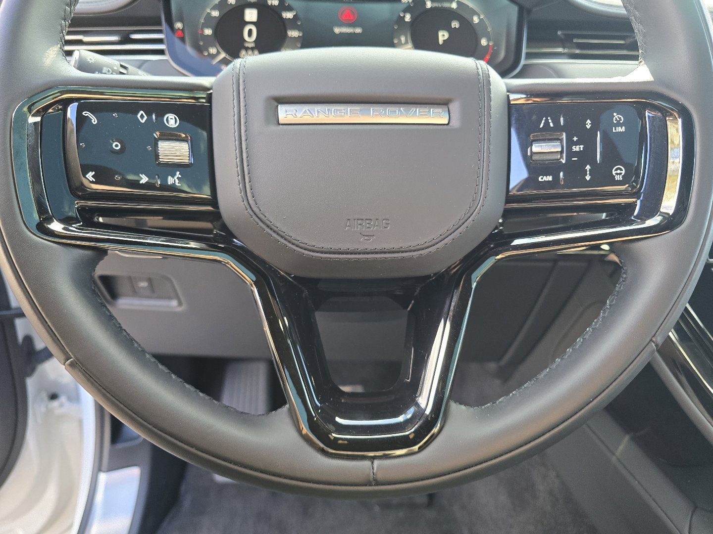 Certified 2024 Land Rover Range Rover Sport Dynamic SE image 43