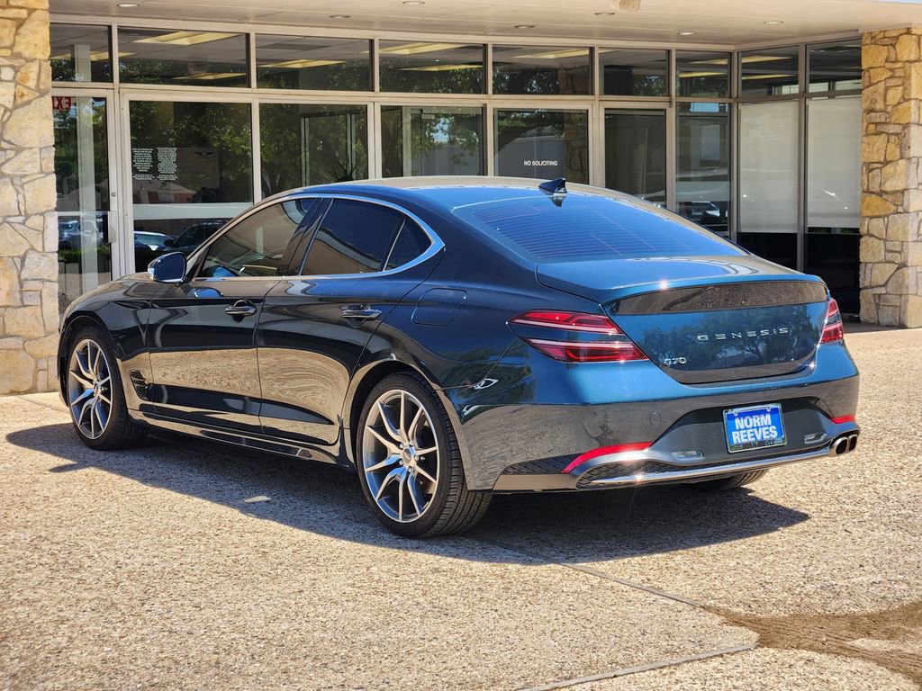 Used 2023 Genesis G70 2.0T RWD image 5
