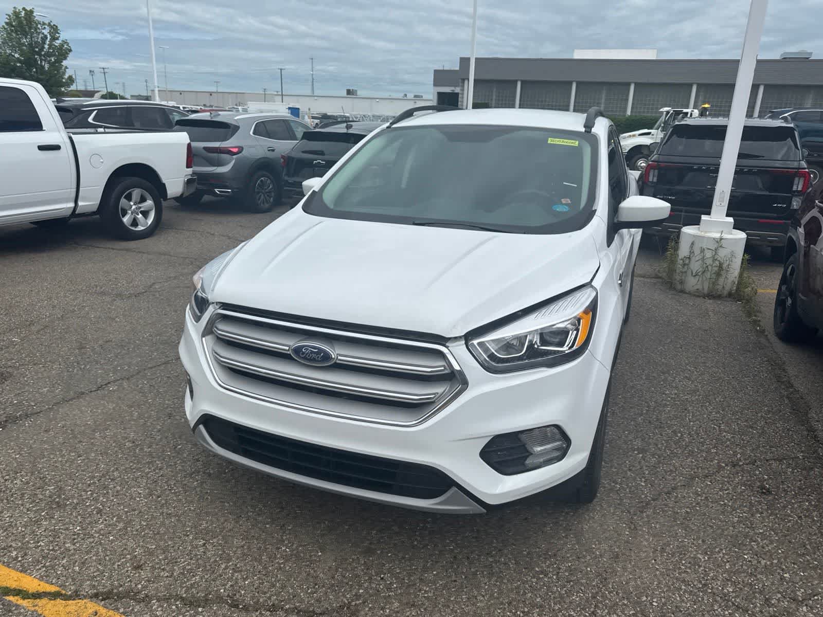 Used 2018 Ford Escape SEL FWD image 21