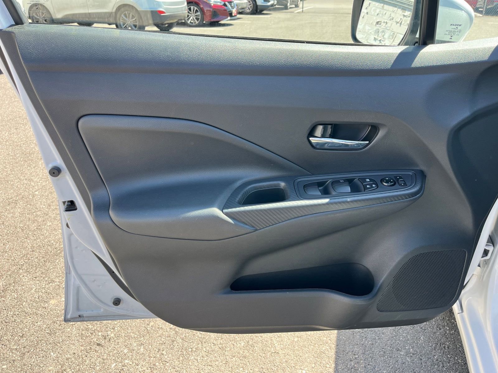 Used 2025 Nissan Versa SV FWD image 18