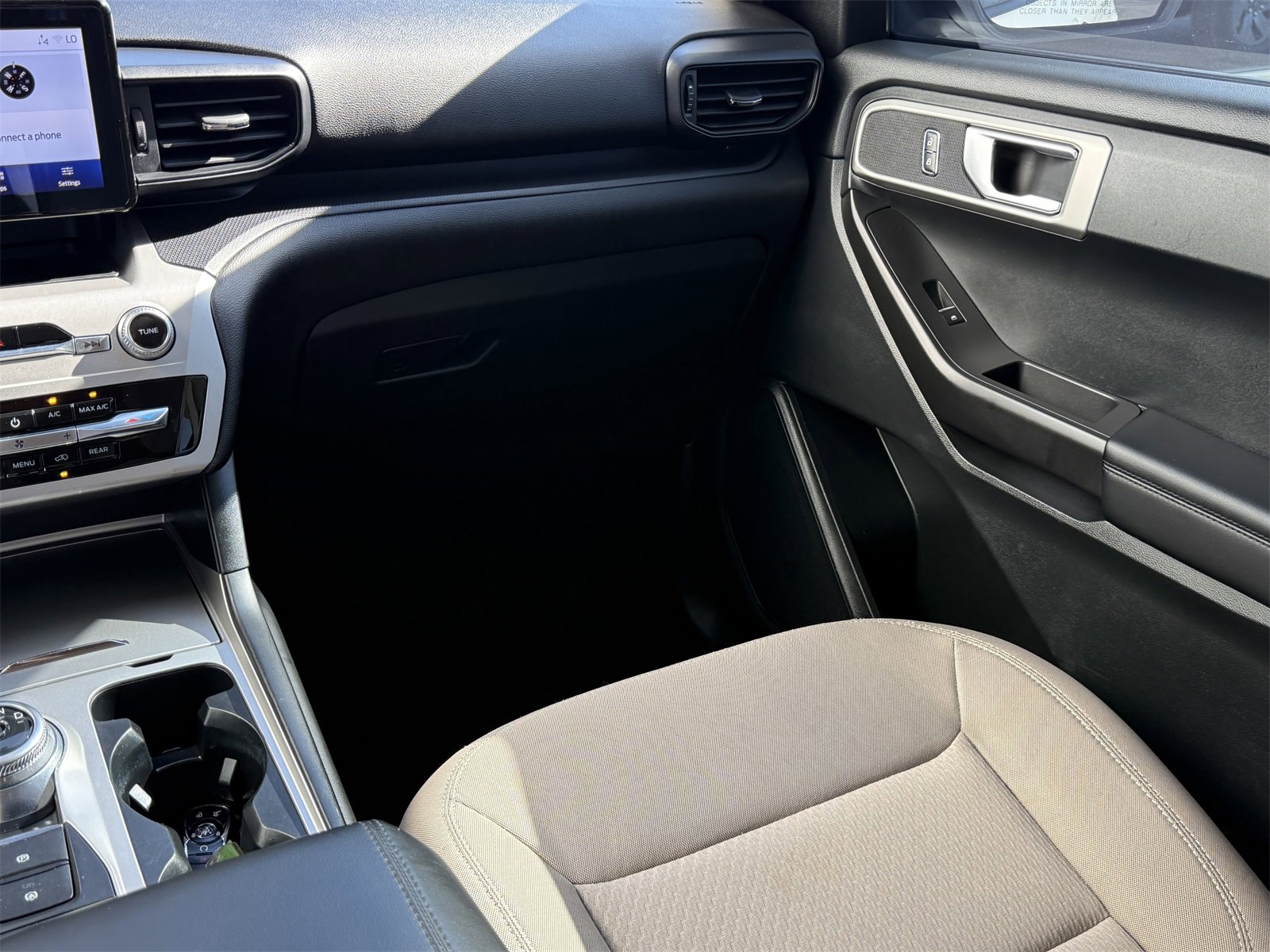 Used 2023 Ford Explorer 4WD image 14