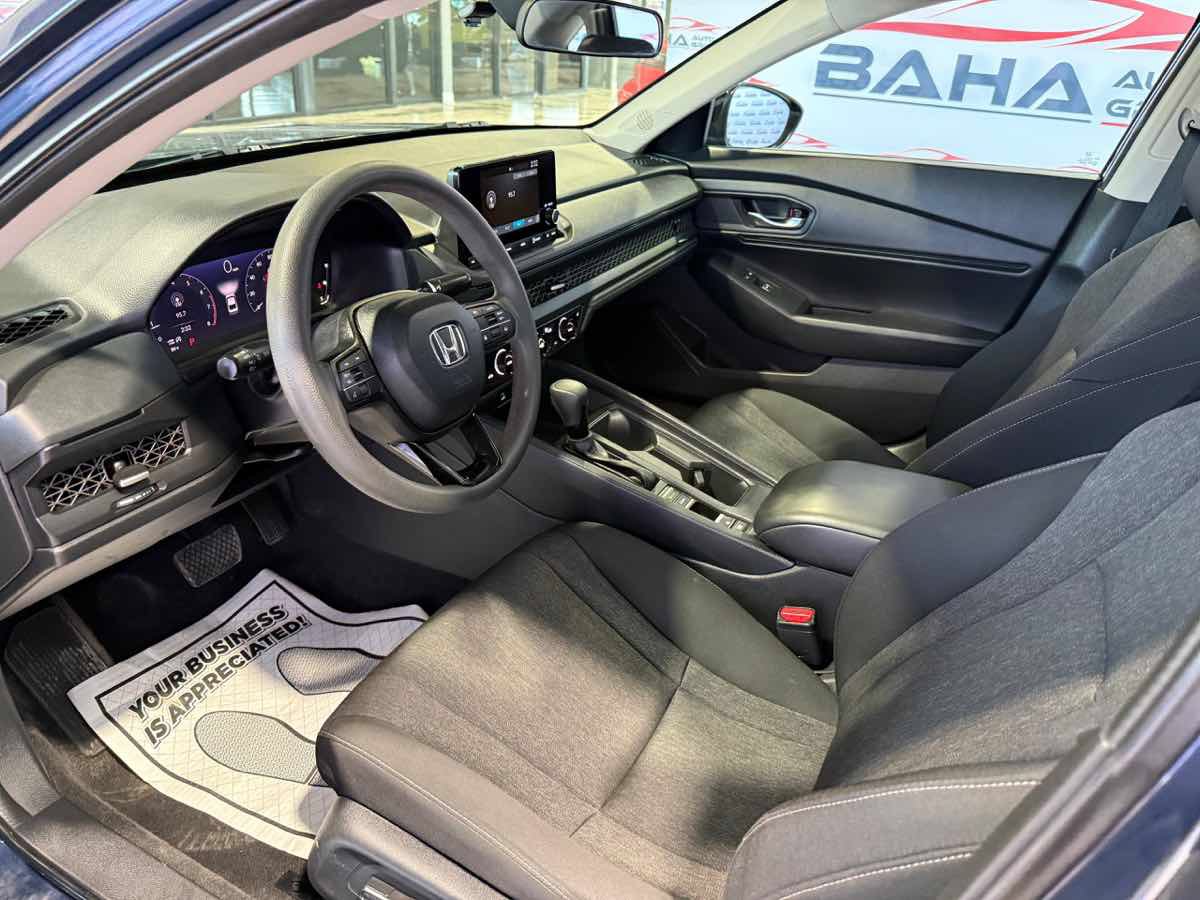 Used 2025 Honda Accord SE image 27