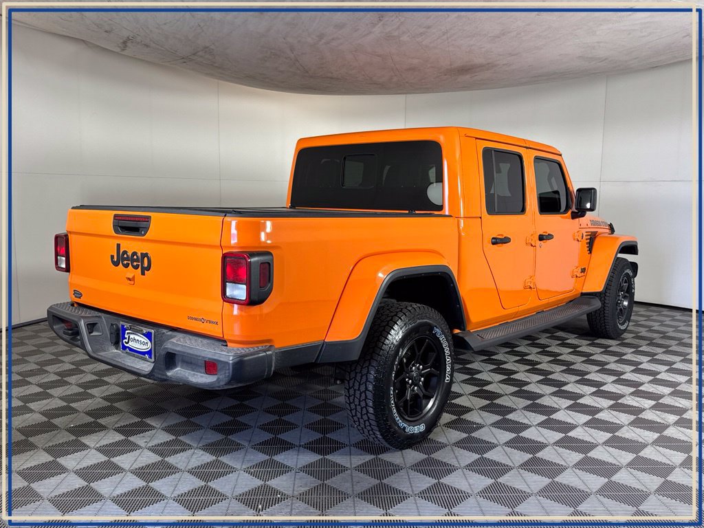 Certified 2025 Jeep Gladiator Overland AWD/4WD image 9