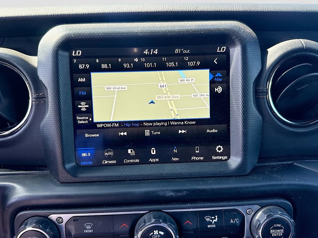 Used 2021 Jeep Gladiator Overland AWD/4WD image 16