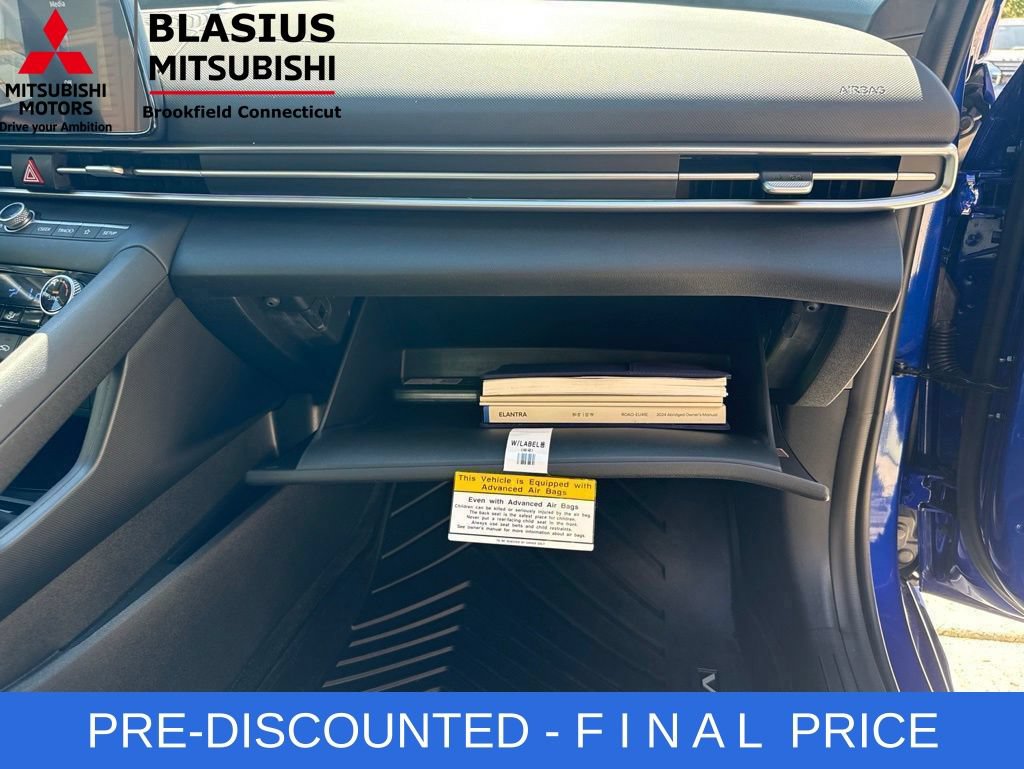 Used 2024 Hyundai Elantra SEL w/ Convenience Package FWD image 45