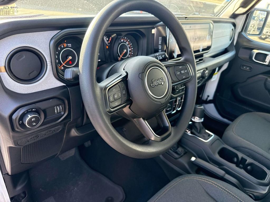 New 2026 Jeep Gladiator Sport AWD/4WD image 24