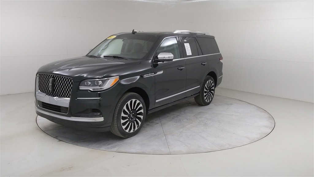 Used 2023 Lincoln Navigator Black Label image 22