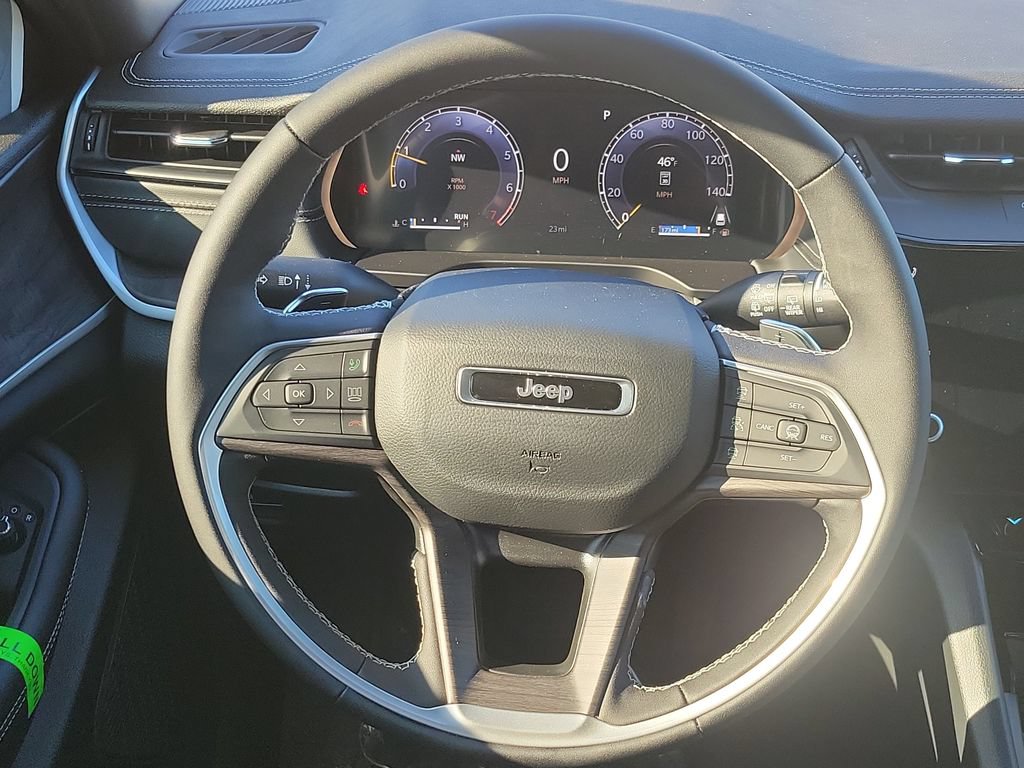 New 2026 Jeep Grand Cherokee Altitude AWD/4WD image 22
