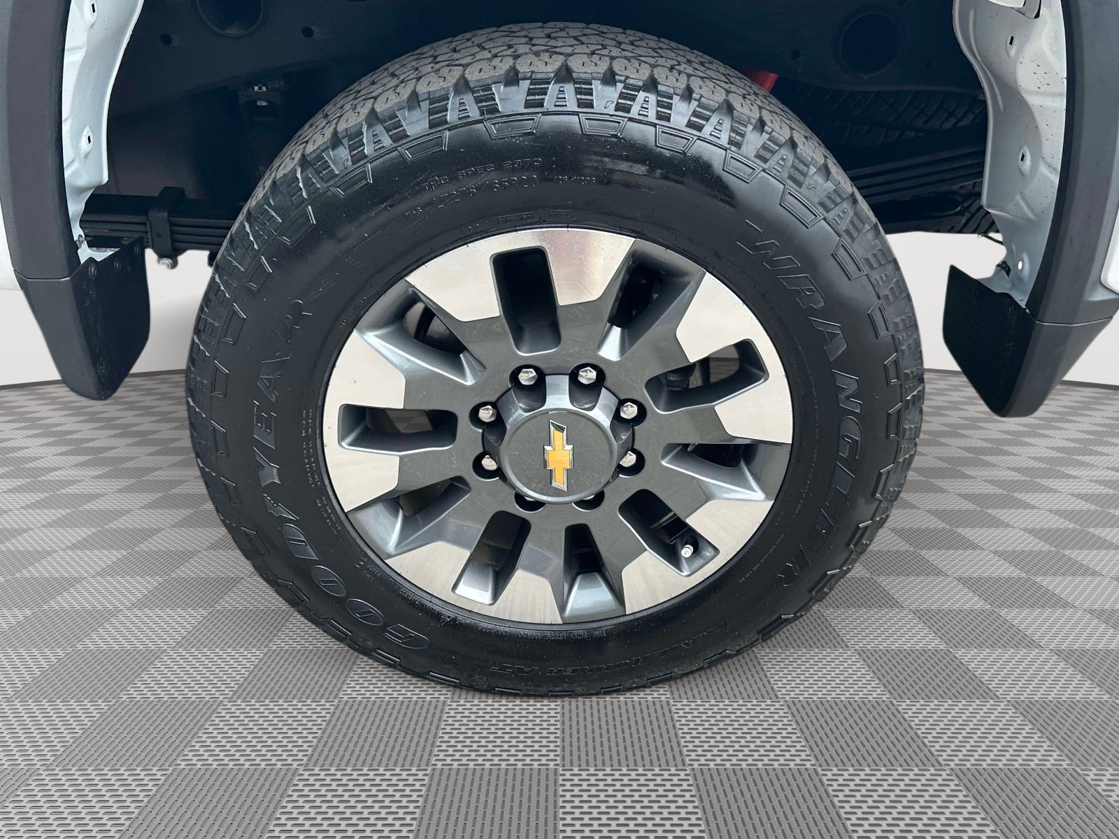 Used 2024 Chevrolet Silverado 2500 Custom w/ Custom Value Package AWD/4WD image 31